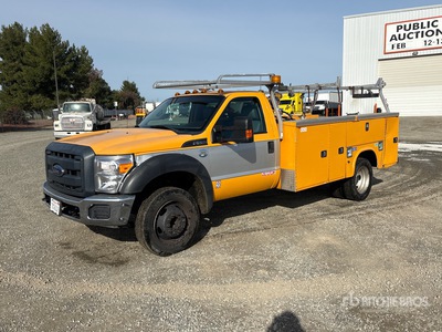 2014 Ford F-550 XL 4x2 Utility Truck