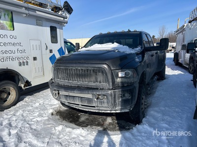 2018 Ram 3500 4x4 Crew Cab بيك اب (Inoperable)