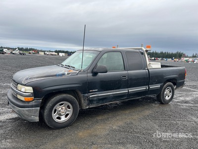 2001 Chevrolet Silverado 1500 4x2 Crew Cab Pickup