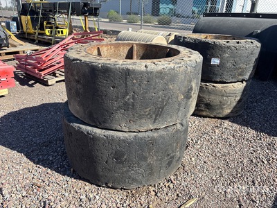 Quantity of Solid Tires - Fits Cat 928 Wheel Loader