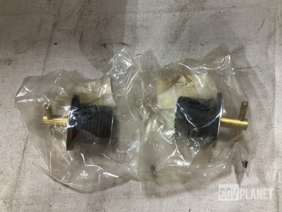 (37) Lynn Electronics 3300451 Machine Thread Plugs