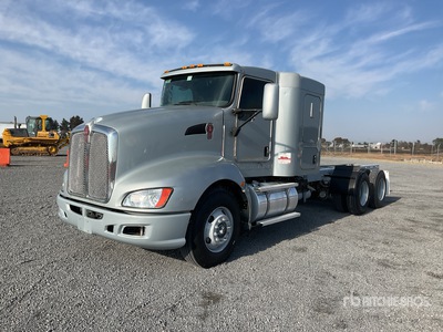2017 Kenworth T660 6x4 Sleeper Camion Chasis Cabina / Cabine et châssis