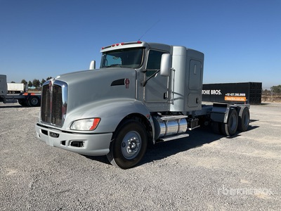 2017 Kenworth T660 6x4 Sleeper Camion Chasis Cabina / Cabina y chasis