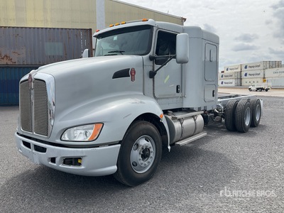 2017 Kenworth T660 6x4 Sleeper Camion Chasis Cabina / Kabina i podwozie
