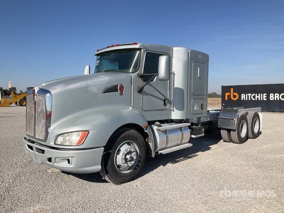 2016 Kenworth T660 6x4 Sleeper Camion Chasis Cabina / Cabina y chasis