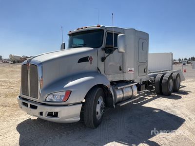 2016 Kenworth T660 6x4 Sleeper Camion Chasis Cabina / Kabina i podwozie
