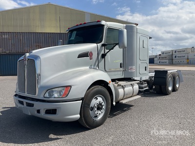 2016 Kenworth T660 6x4 Sleeper Camion Chasis Cabina / Cabine et châssis