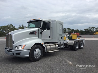 2015 Kenworth T660 6x4 Sleeper Camion Chasis Cabina / Kabina i podwozie