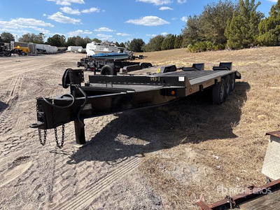 1987 Eager Beaver 20 ft Tri/A Equipment Trailer