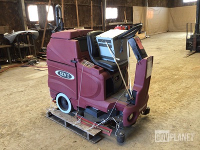 Minuteman SC2832E Floor Scrubber