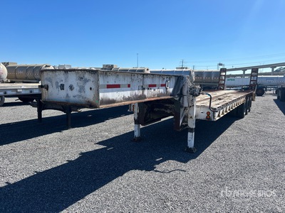 1990 Kalyn RLP-70 35 ft Tri/A Equipment Trailer