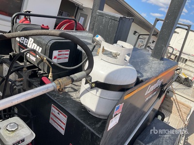 2012 LeeBoy L250 Remolque distribuidor de asfalto