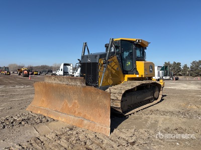 2024 John Deere 850L جرافة مجنزرة