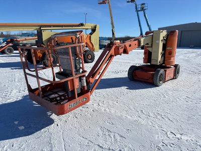 2010 JLG E300AJP 2WD Electric ブームリフト