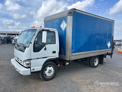2007 Isuzu NQR 4x2 Gesloten vrachtwagen