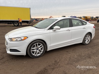 2016 Ford Fusion SE Automobile
