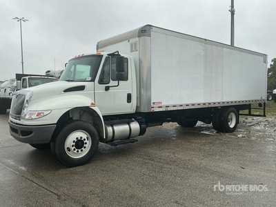 2017 International 4300 SBA 4x2 Van Truck