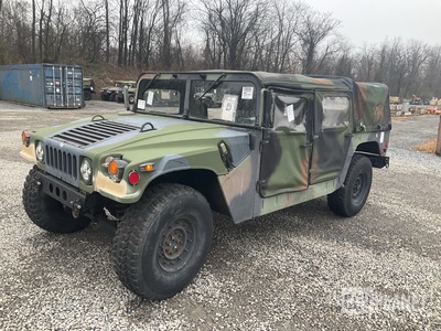 1987 AM General M1097R1 HMMWV 4 Door Soft Top w/Truck Body