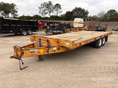 1998 Towmaster 20 ft T/A Remorque à plateau