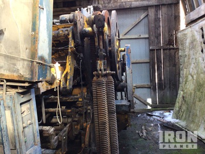 1964 Besser V3R Vibrapac Electric Concrete Products Machine