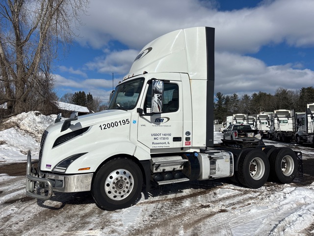 2020 Volvo VNL 300 6x4 T/A Day Cab Truck Tractor