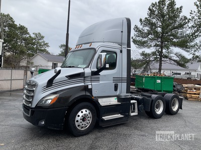 2018 Freightliner Cascadia 6x4 Day Cab Prime Mover