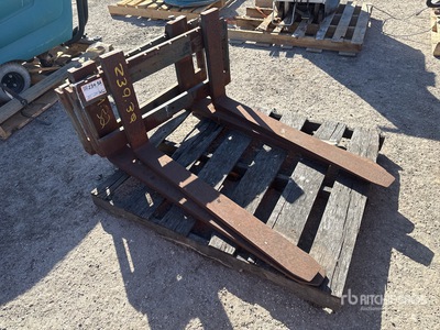 Quantity of (2) 42 in Skid Steer Forks