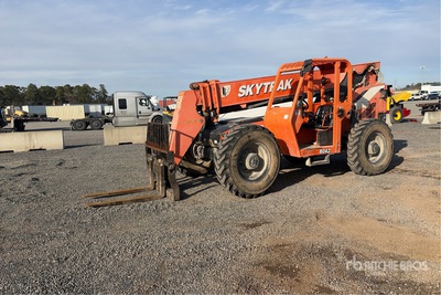 2014 SkyTrak 8042 Telehandler
