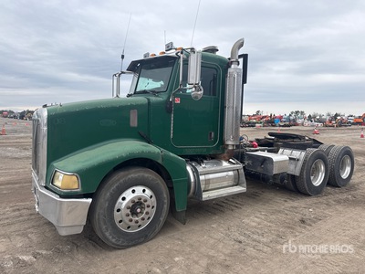 2005 Peterbilt 385 6x4 T/A Day Cab Truck Tractor