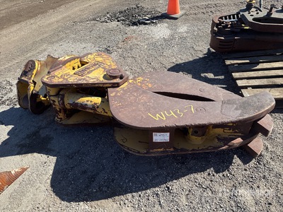 Young 15 in Excavator Grapple - Fits Young