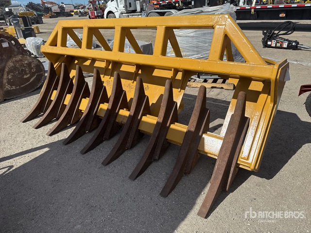 D1 Dozer Rear Rake Rockland 134 in Dozer Rake - Fits Cat D6T XL | Ritchie Bros. Auctioneers