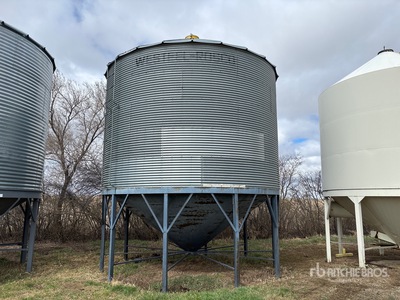 Westeel +/- 4400 bu 5 Ring Hopper Grain Bin