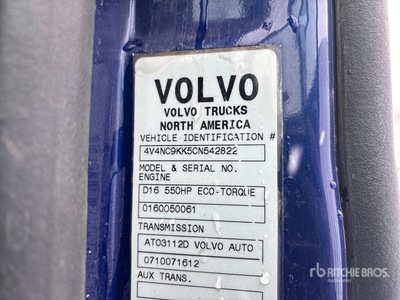 Volvo 6x4 Cabeza Tractora Cabina Dormitorio