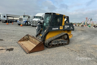 2021 John Deere 325G Two-Speed High Flow Chargeuse sur rails compacte