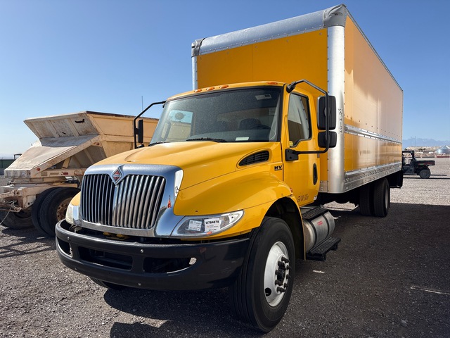 2020 International MV607 4x2 Van Truck 2020 International MV607 4x2 Van Truck