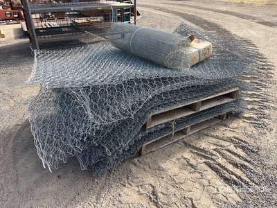 Quantity of 1250 mm x 2000 mm Wire Mesh Pockets & Sealing Staples