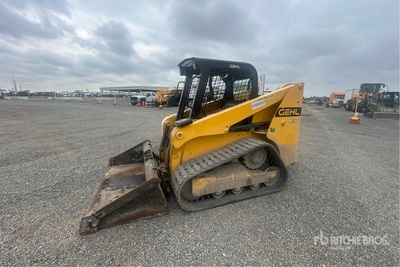 2023 Gehl RT165 Two-Speed Compact Track Loader