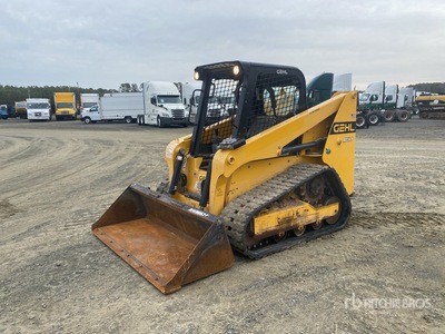 2022 Gehl RT165 Compact Track Loader