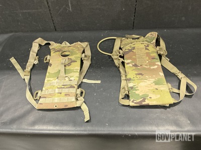 (100) Hydration System Carriers