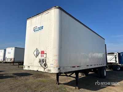 1981 Freuhauf BBFX-F1-26-8 27 ft x 96 in S/A Van Trailer