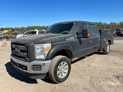 2016 Ford F-250 Lariat 4x4 Crew Cab Utility Truck