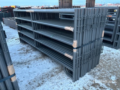 Quantity of (18) 12 ft Livestock Panel