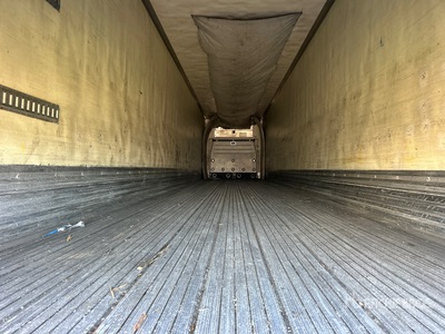 2006 Utility 48 ft x 102 in Refrigerated Trailer