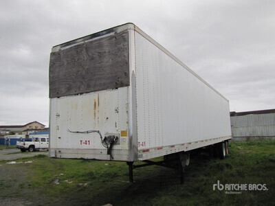2009 Utility 48 ft x 102 in Van Trailer