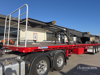 1999 Freighter Tri/A مقطورة مسطحة