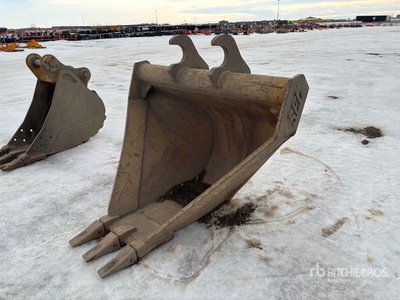 SEC 66 in Trenching bucket Trenching Emmer