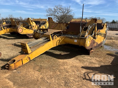 2009 Humdinger H619G 2 Tire Hydraulic Pull Scraper