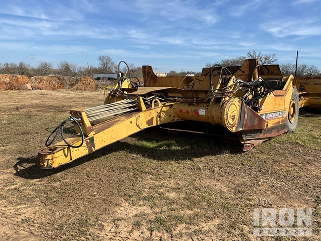 Humdinger H619G 2 Tire Hydraulic Pull Scraper | Ritchie Bros. Auctioneers