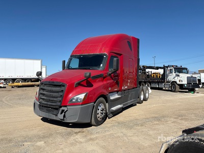 2020 Freightliner Cascadia 126 6x4 T/A Sleeper Truck Tractor