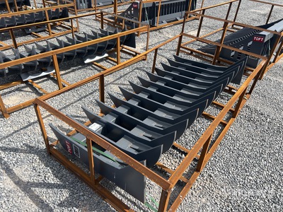 2025 TOFT ST-72 72 in Skid Steer Root Rake (Unused)